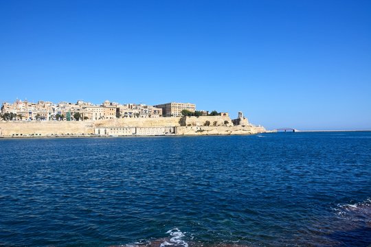 View across the Grand Harbour towards Valletta city seen from Vittoriosa, Valletta, Malta.