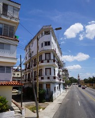Fototapeta na wymiar unterwegs auf den Straßen von Havanna auf Kuba | Karibek