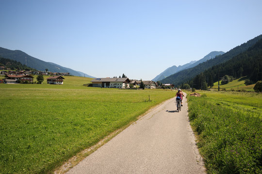 tratto della pista ciclabile San Candido - Lienz (Val Pusteria)
