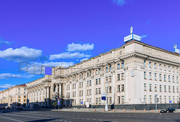 Obraz premium Post office at Minsk, Belarus. City landscape.