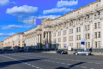 Fototapeta na wymiar Post office at Minsk, Belarus. City landscape.
