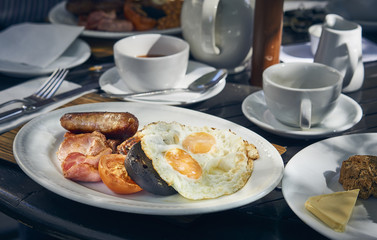   Classic English Cooked breakfast served alfresco
