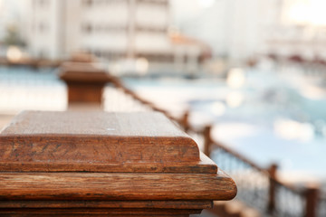 Obraz premium Part of wooden railing in luxury hotel