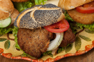 Brötchen mit Frikadelle