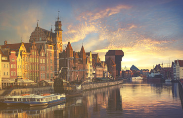 Fototapeta na wymiar colorful gothic facades of the old town in Gdansk, Poland