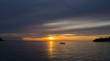 Fototapeta na wymiar beautiful sunset at philippines