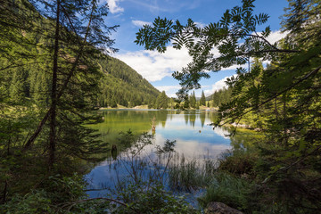 Fototapeta na wymiar Lago di Valagola