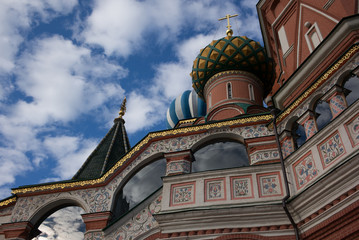 Fototapeta na wymiar Cloud reflections on the St. Basil cathedral in the red square in Moscow - 2
