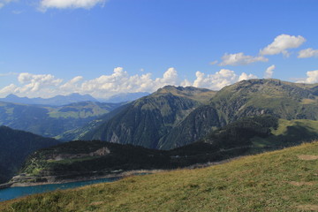 lac de Roselend, Beaufortin