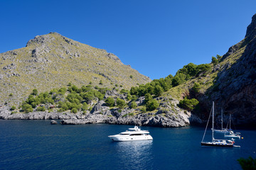Obraz premium Boats in Sa Calobra