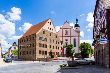 Rathaus Residenz und Stadtpfarrkirche kirche in Hilpolstein