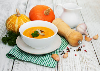 Pumpkin soup with fresh pumpkins