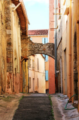 old street - Hyères (FRANCE)