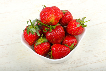 Strawberry in the bowl