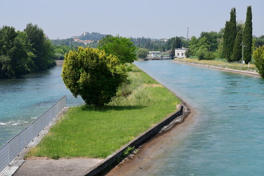 Deviazione fiume - canale