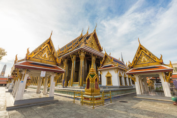 Fototapeta premium Wat Phra Kaew Temple of the Emerald Buddha Wat Phra Kaew is one of Bangkok's most famous tourist sites and it was built in 1782 at Bangkok, Thailand