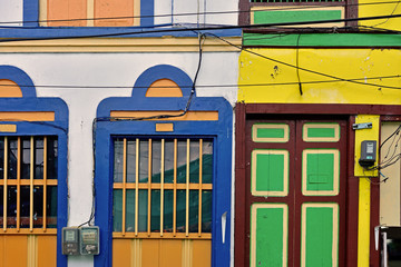 Fototapeta na wymiar Colombia Filandia house green yellow blue