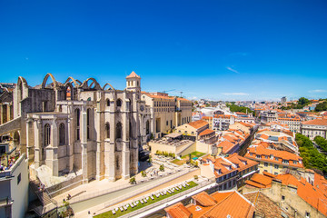 10 July 2017 - Lisbon, Portugal. Carmo church in Lisbon, Portugal - obrazy, fototapety, plakaty