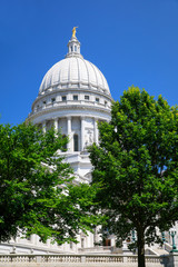 Fototapeta na wymiar Wisconsin State Capitol Building in Madison