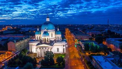 Fototapeta na wymiar Trinity Cathedral in St. Petersburg. A view of Petersburg from the air.
