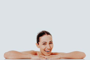 Obraz premium Beauty woman face with perfect fresh clean skin