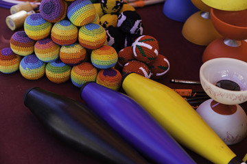 Handcrafted objects to juggle and show