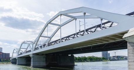 Konrad-Adenauer-Brücke