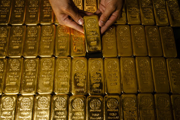 gold bullion