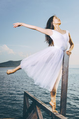 Fototapeta na wymiar Ballet dancer outdoor