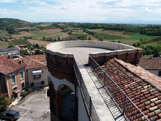 Moncalvo e le sue colline