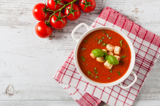 Traditional tomato soup, served with croutons.