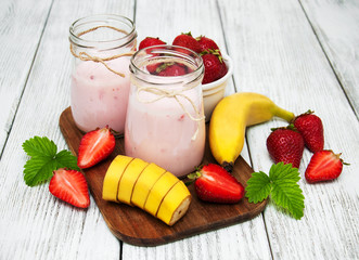 yogurt with fresh strawberries and banana