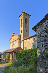 Fototapeta na wymiar Toskana-Impressionen, bei San Miniato im Chianti-Gebiet, schöne kleine Kirche