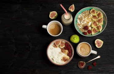 Cottage cheese and fresh fruit breakfast