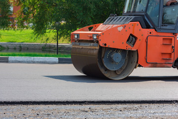 New asphalt laying