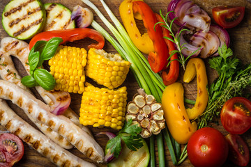 Barbeque sausages with vegetables