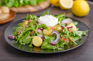 Potato lettuce salad