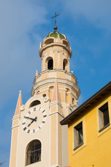 Fototapeta na wymiar the bell tower of the cathedral of san siro in san remo