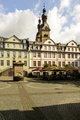 Obraz premium Altstadt von Koblenz, Türme der Liebfrauenkirche im Hintergrund