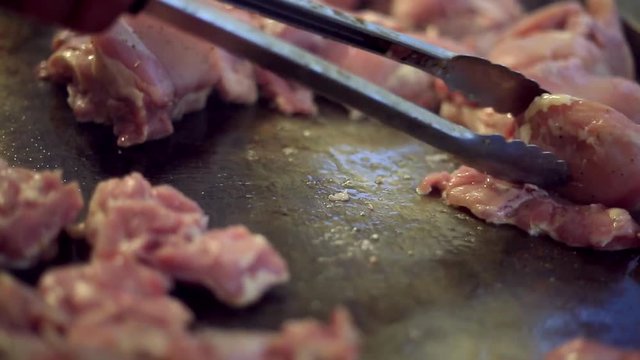 Pollo cotto sulla piastra