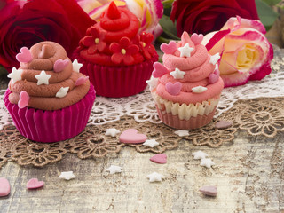 tasteful cupcakes, beautiful decorated