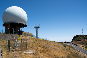 Radar, observatory of the air force in peak of the aireiro, madeira