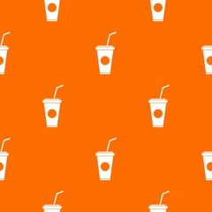 Paper cup with straw pattern seamless