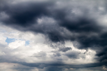 Obraz premium Dark clouds on the sky