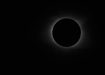 Totality begins in 2017 solar eclipse over the United States