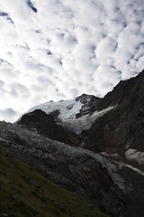Fototapeta na wymiar Alpes, glacier de Bionnassay