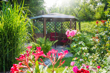 Gartenpavillon am Teich