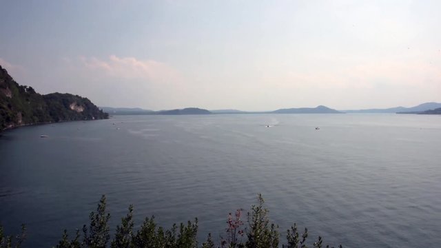 Panorama del lago maggiore