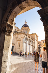 Tourists Walking Around Dubrovnik Cathedral Sunset Through Arch Summer August 2017