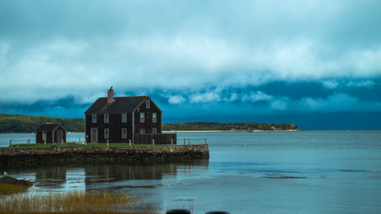 Fototapeta na wymiar House on the shore